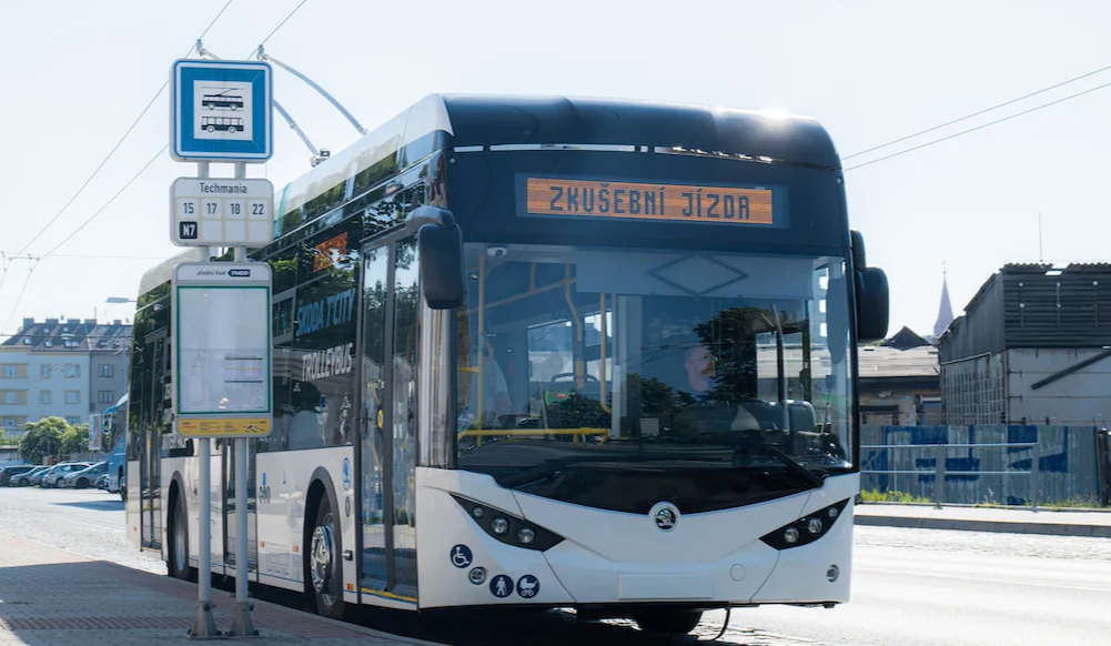 Як дістатися тролейбусом 50 у Києві без зайвих клопотів
