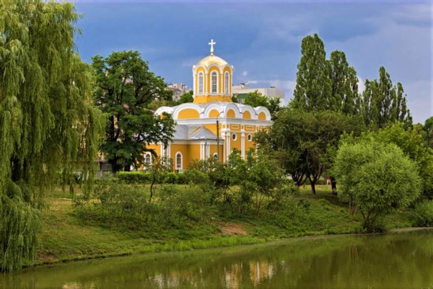 Церква Михаїла і Федора в Чернігові архітектура та історія храму