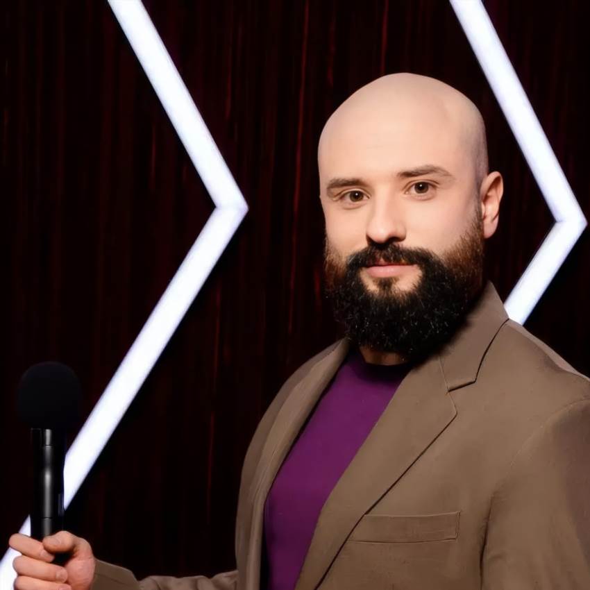 Вітя Розовий та шлях, що перетворив коміка на символ стійкості